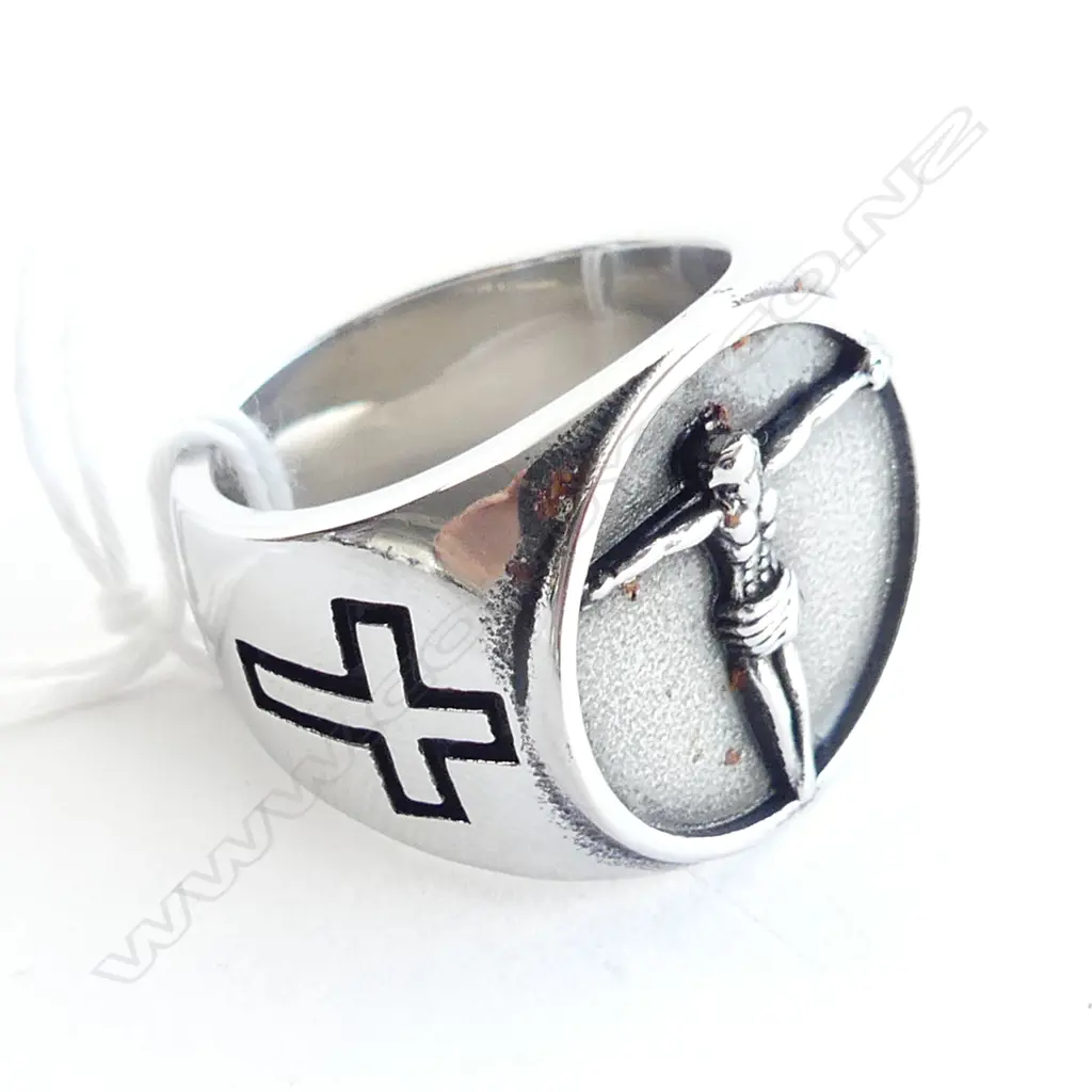 STAINLESS STEEL CRUCIFIXION RING  Image 1++