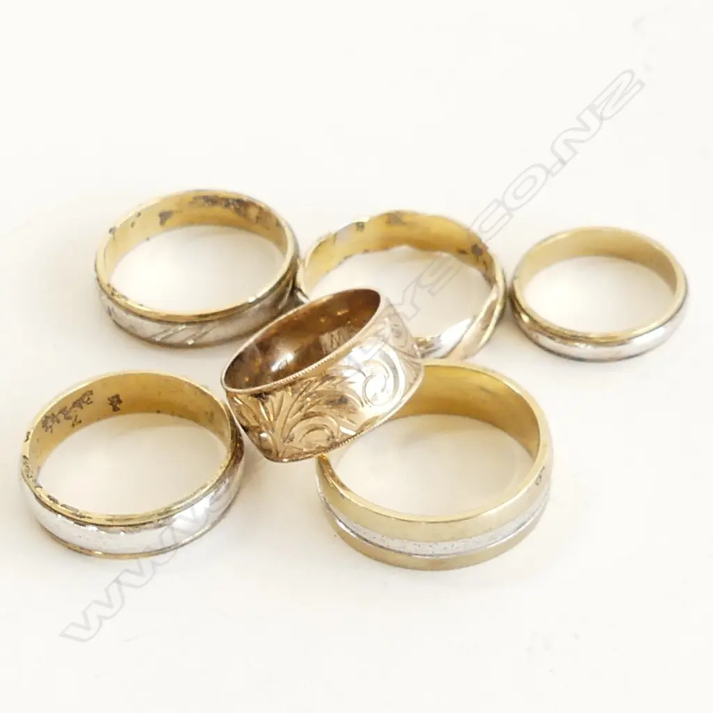 6 ASST PLATED WEDDING BANDS 27.8GMS Image 1++