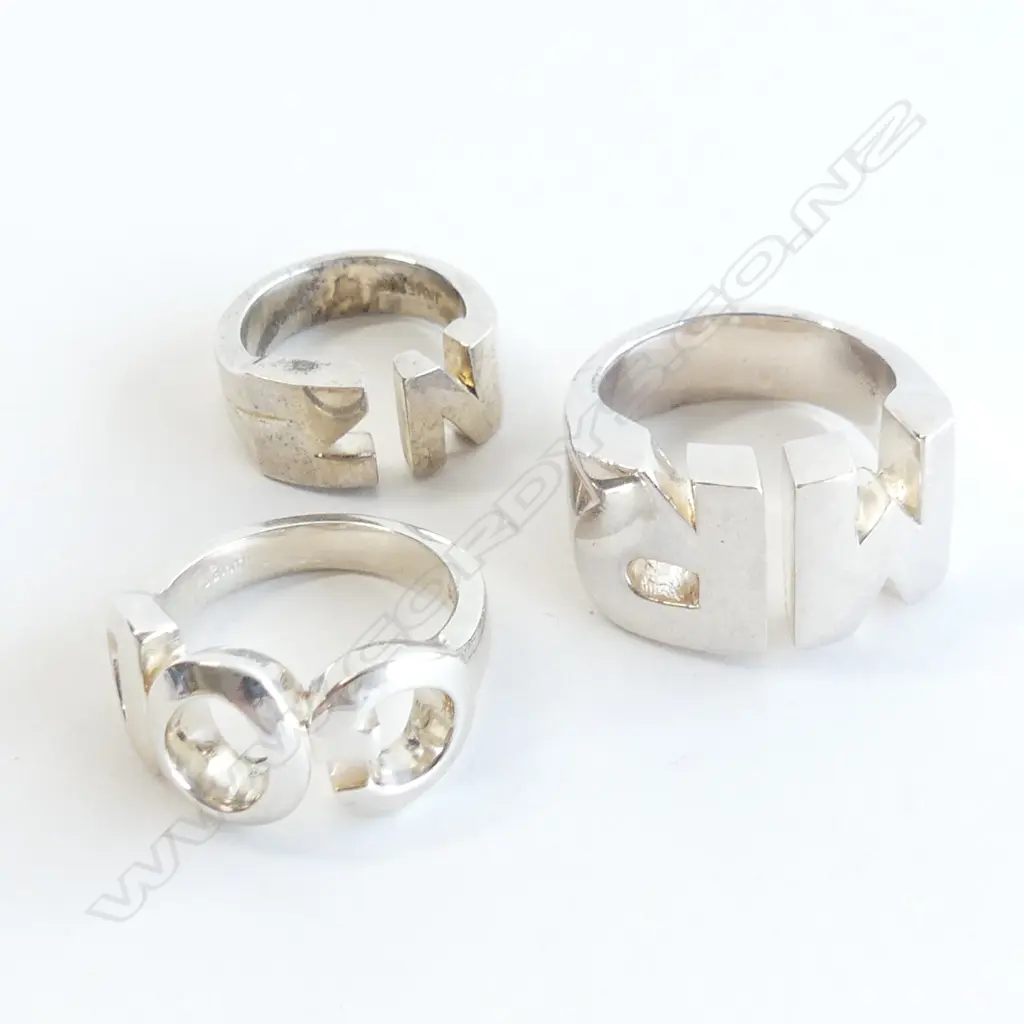 3 925 SILVER DRESS RINGS 48.7GMS  Image 1++