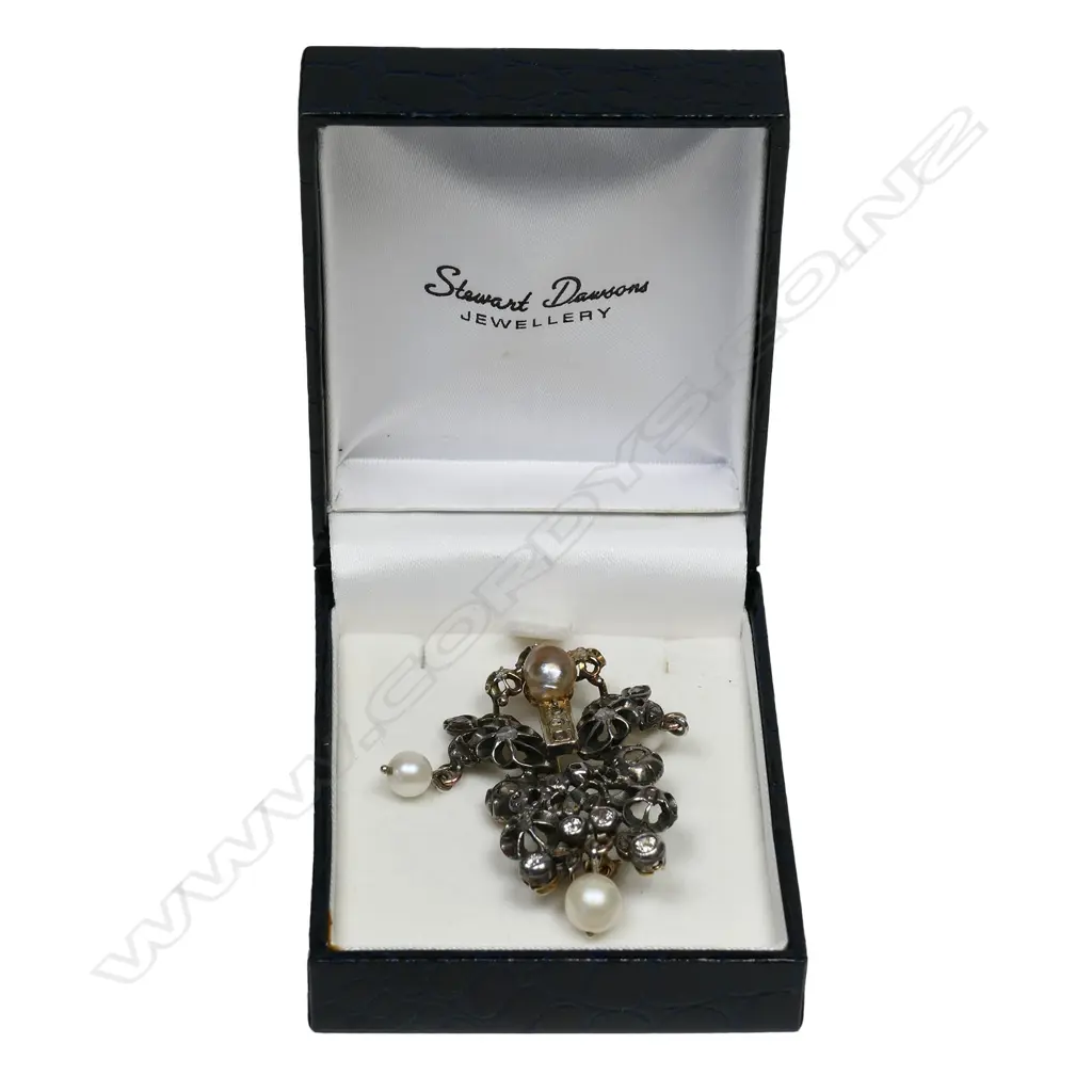 SILVER & GOLD PEARL SET DIAMOND BROOCH.DIAMOND  0.242CT VAL Image 1++