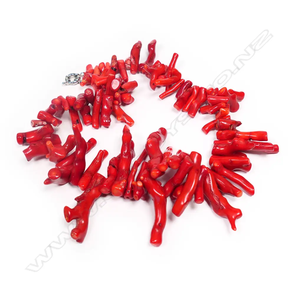 A large branch coral necklace, graduating branch lengths, the longest 65cm. Necklace L.480mm Image 1++