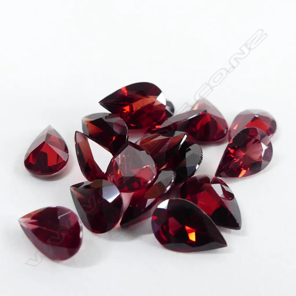 FACETED TEAR DROP SHAPE GARNETS 20CT Image 1++