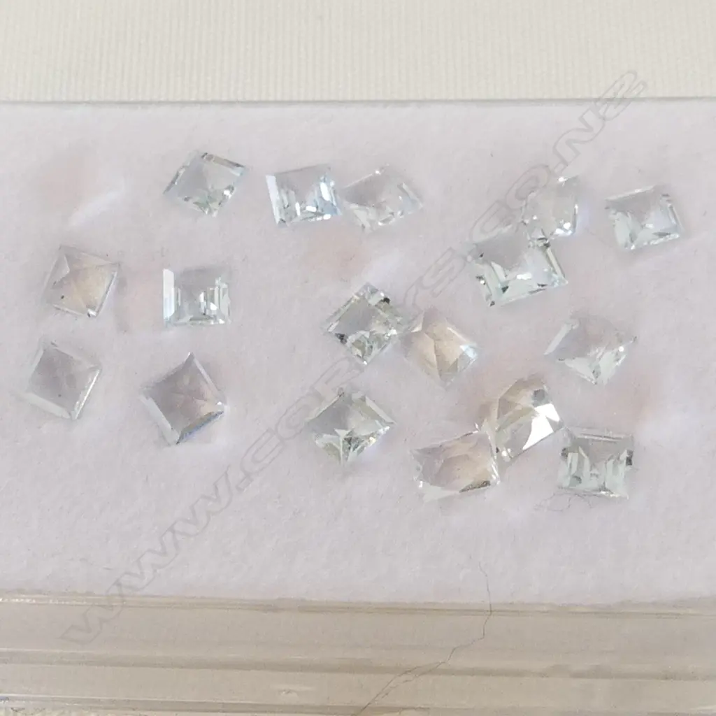 BOX SQUARE AQUAMARINES, 5CT  Image 1++