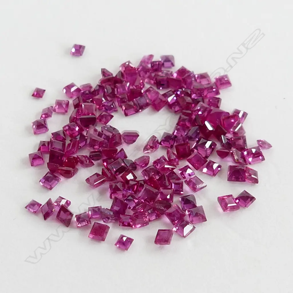 BAG 8CT FACETED SQUARE RUBIES  Image 1++