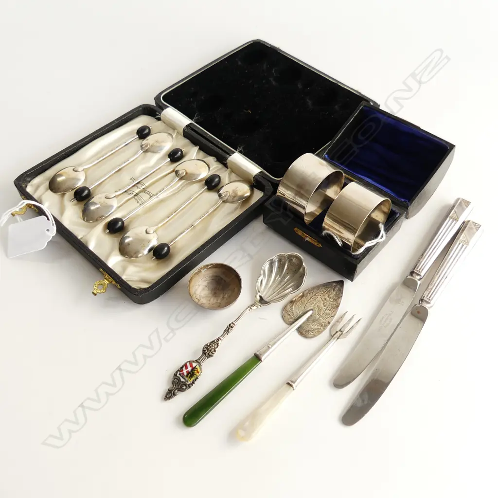 6 STG COFFEE BEAN SPOONS + PR STG NAPKIN RINGS 50 GRAMS, BOTH CASED +  ASST. STG CUTLERY ETC Image 1++