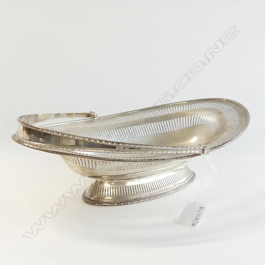 LG PIERCED STG SILVER BON BON DISH LONDON 1914 612 GRAMS Image 1++