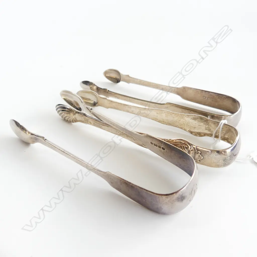3 STG SILVER SUGAR TONGS 155 GRAMS Image 1++