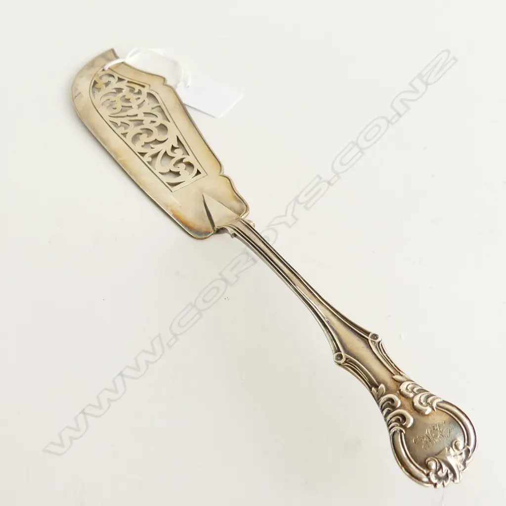 STG SILVER FISH SERVER LONDON 1866 129 GRAMS Image 1++