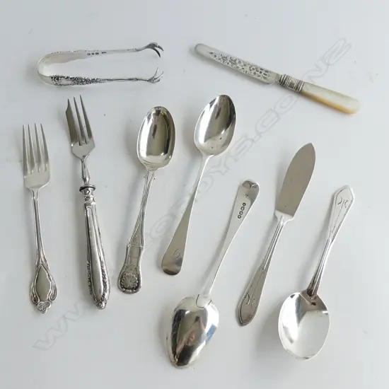 9 PCES ASST. STG SILVER CUTLERY; 4 TEA SPOONS, SUGAR TONGS ETC 186 GRAMS