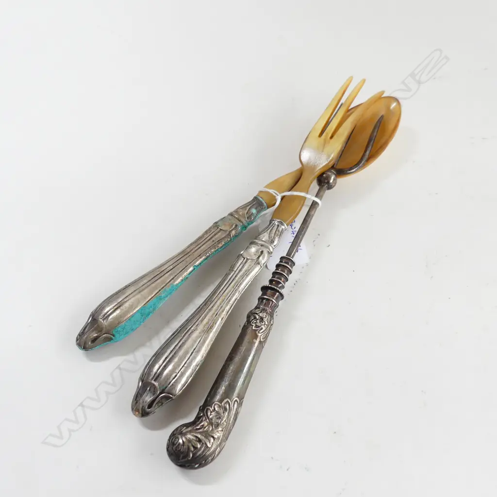 PR 800 SILVER HANDLED & HORN SERVING SPOONS & BREAD FORK L250MM Image 1++