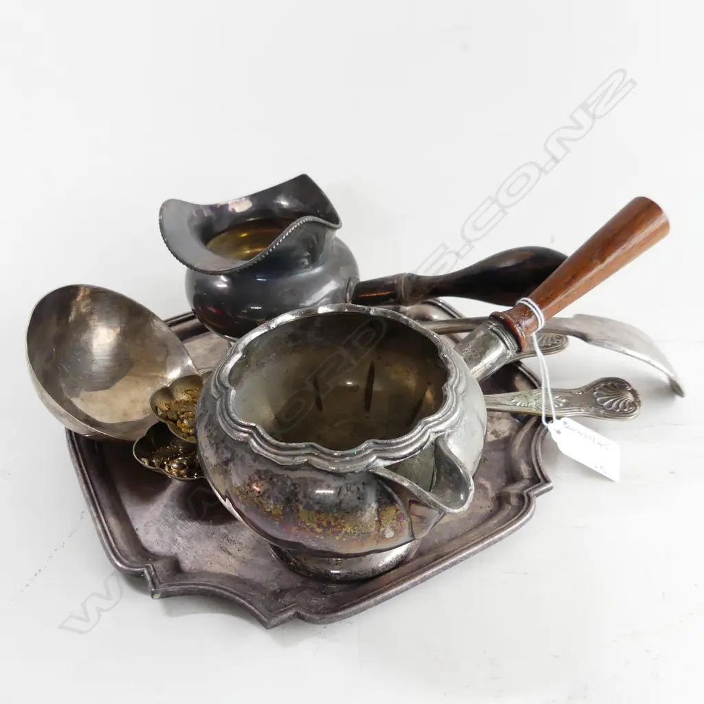 EP SALVER SOUP LADLE PR BERRY SPOONS & 2 SHEFFIELD SAUCE JUGS Image 1++