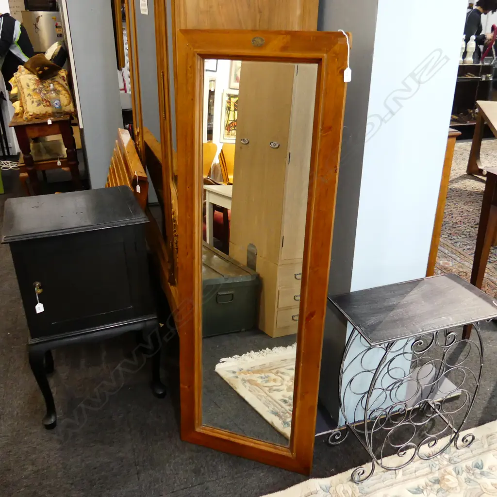 LG WOODEN FRAMED DRESSING MIRROR 'COTTAGE HILL' 1500x520mm Image 1++