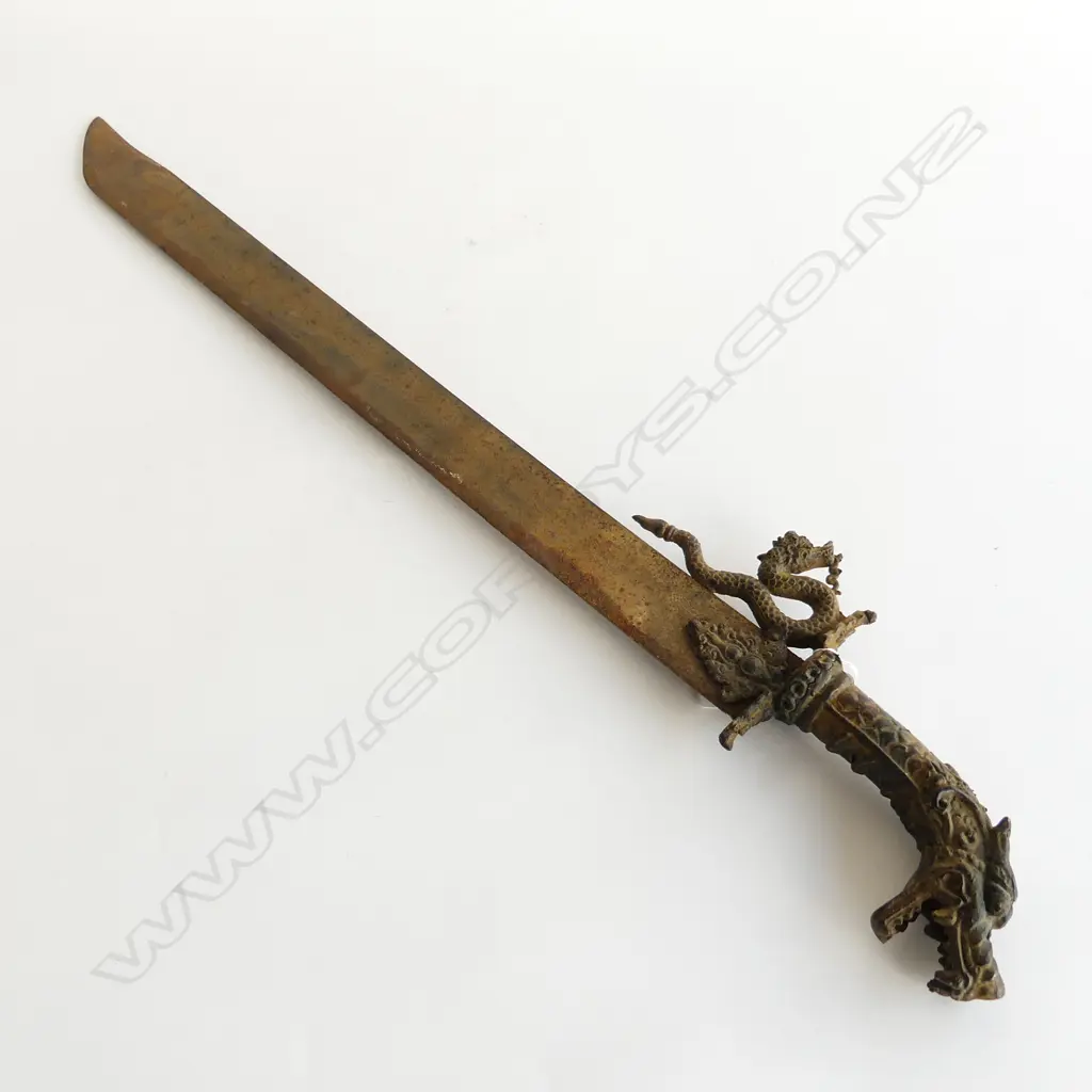 ARCHAIC STYLE ORIENTAL SWORD w. BRONZE DRAGON HANDLE L.700mm Image 1++