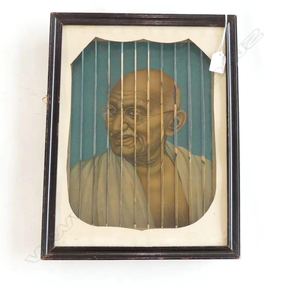 LENTICULAR PORTRAIT ' GHANDI & 2 OTHERS 270 X 360MM Image 1++