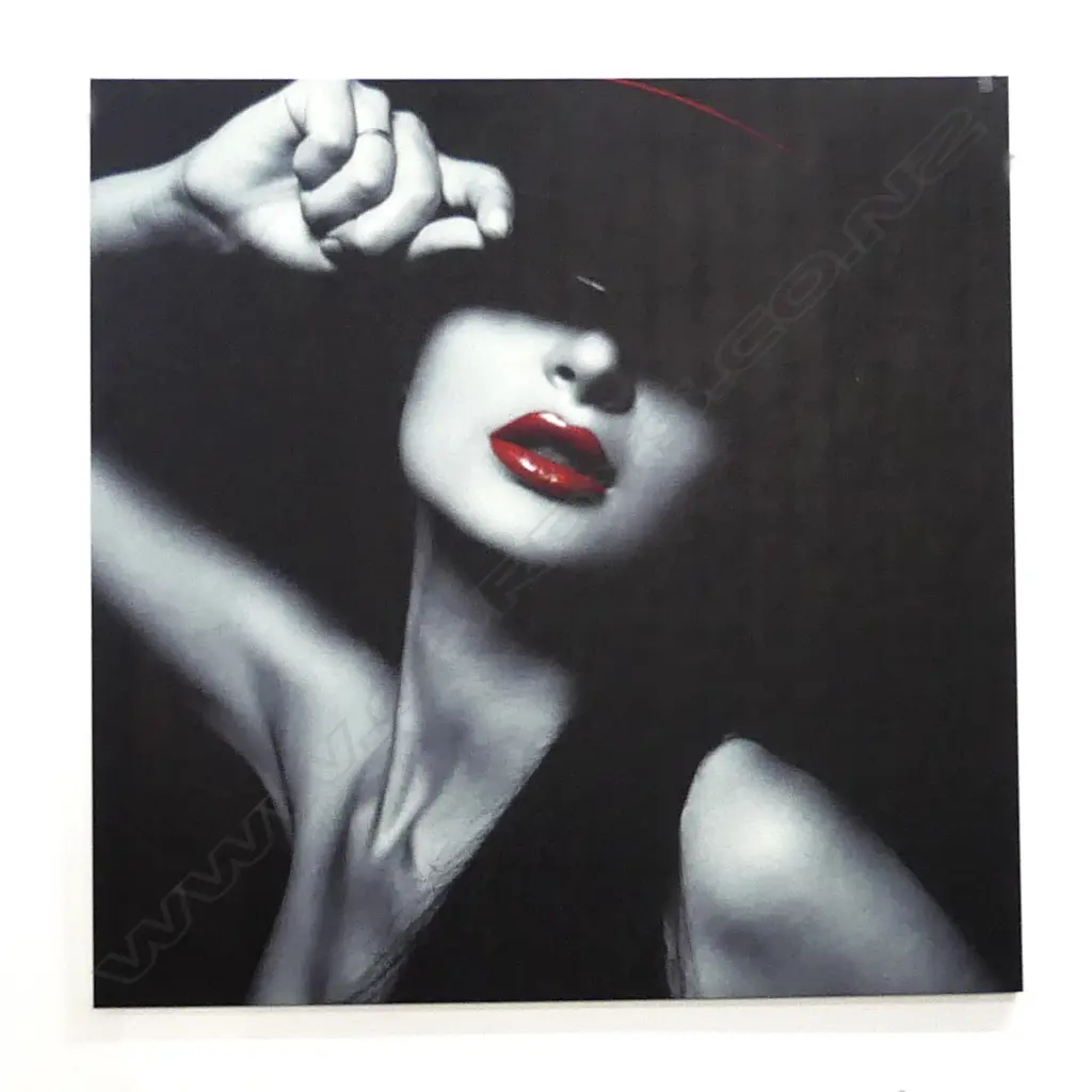 LG GLAMOUR PRINT 1200x1200mm Image 1++