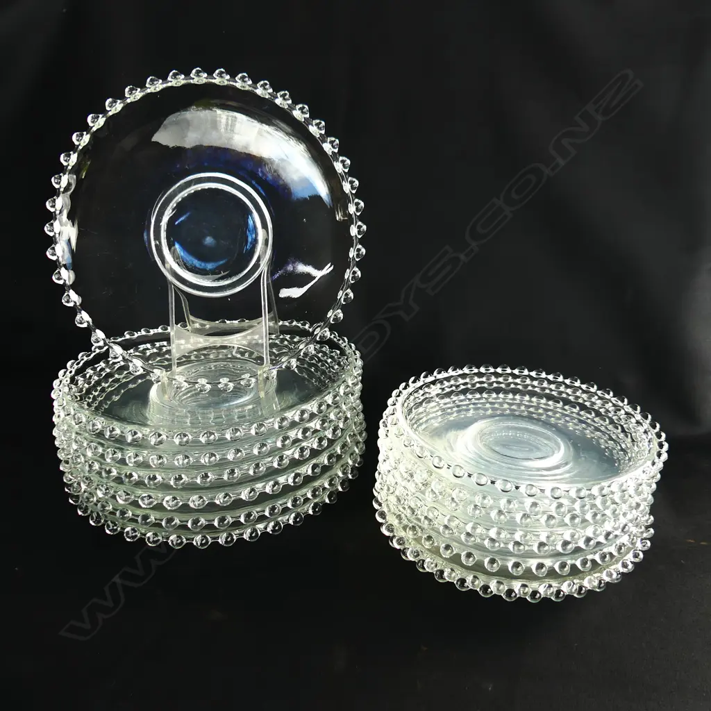 7 CLEAR GLASS PLATES w. BEADED EDGE 230mm dia + 8 SIDE PLATES 180mm dia Image 1++