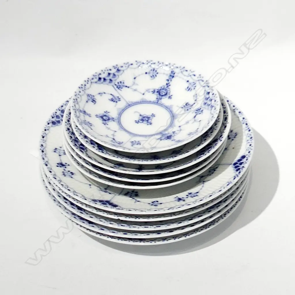 10 PCES ROYAL COPENHAGEN BLUE LACE; 5 SIDE PLATES 195mm dia, 5 SAUCERS Image 1++