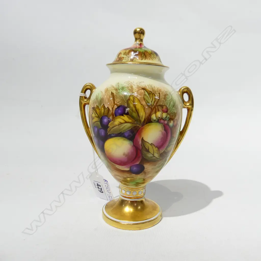 AYNSLEY LIDDED URN WITH FRUIT DECORATION & GOLD BASE H. 165MM Image 1++