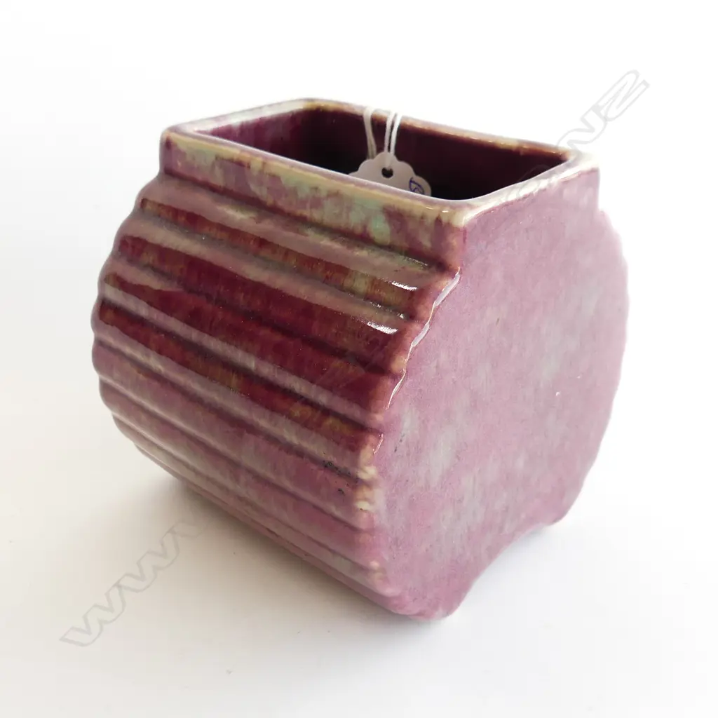EARLY CROWN LYNN AMBRICO VASE TROUGH FORM RED & AQUA H.100mm Image 1++