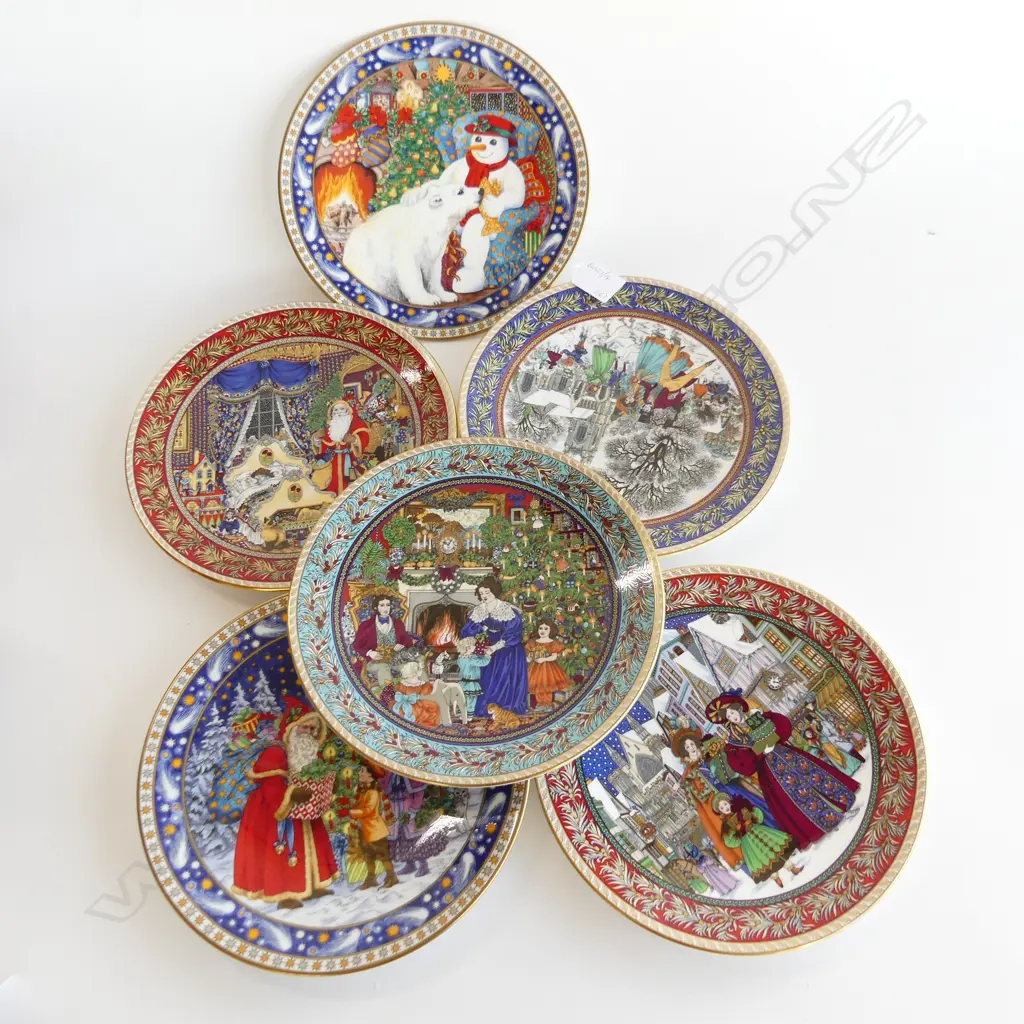 6 ASST ROYAL WORCESTER CHRISTMAS TALES PLATES D 200 MM Image 1++
