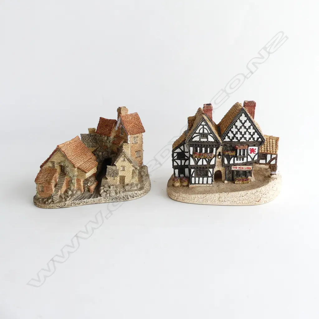 LILLIPUT LANE 'RED LION' & DAVID WINTER 'BROOKSIDE HAMLET' W.180mm Image 1++