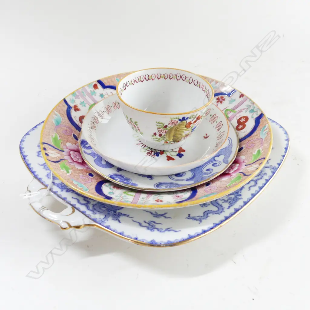 5 PCES CHINA; NEW HALL TEA BOWL & SAUCER C.1780, NANTGARW  PLATE 220mm dia, 2 PCES ROYAL WORCESTER BLUE DRAGON Image 1++