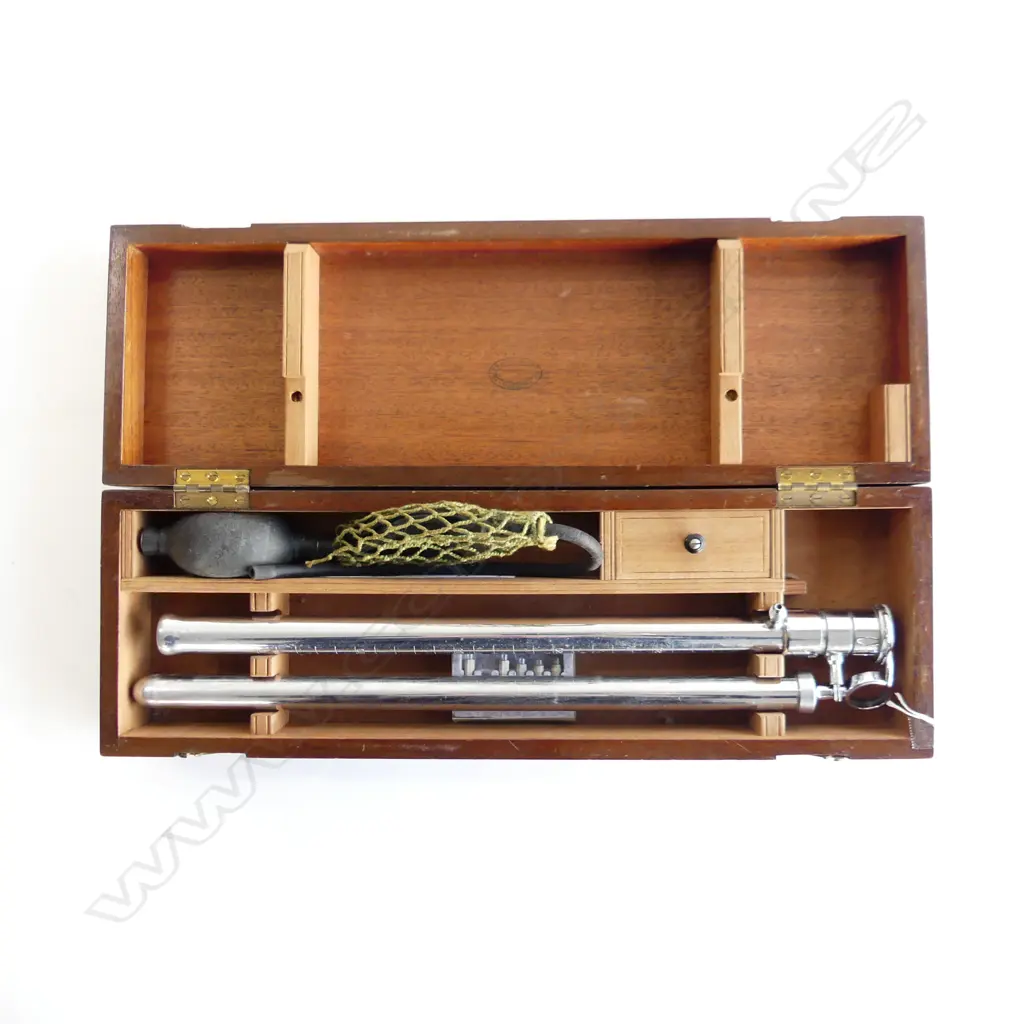 DOCTOR'S MEDICAL INSTRUMENT IN FITTED MAHOGANY BOX, RECTAL DILATORS & HAND PUMP L. 420MM Image 1++