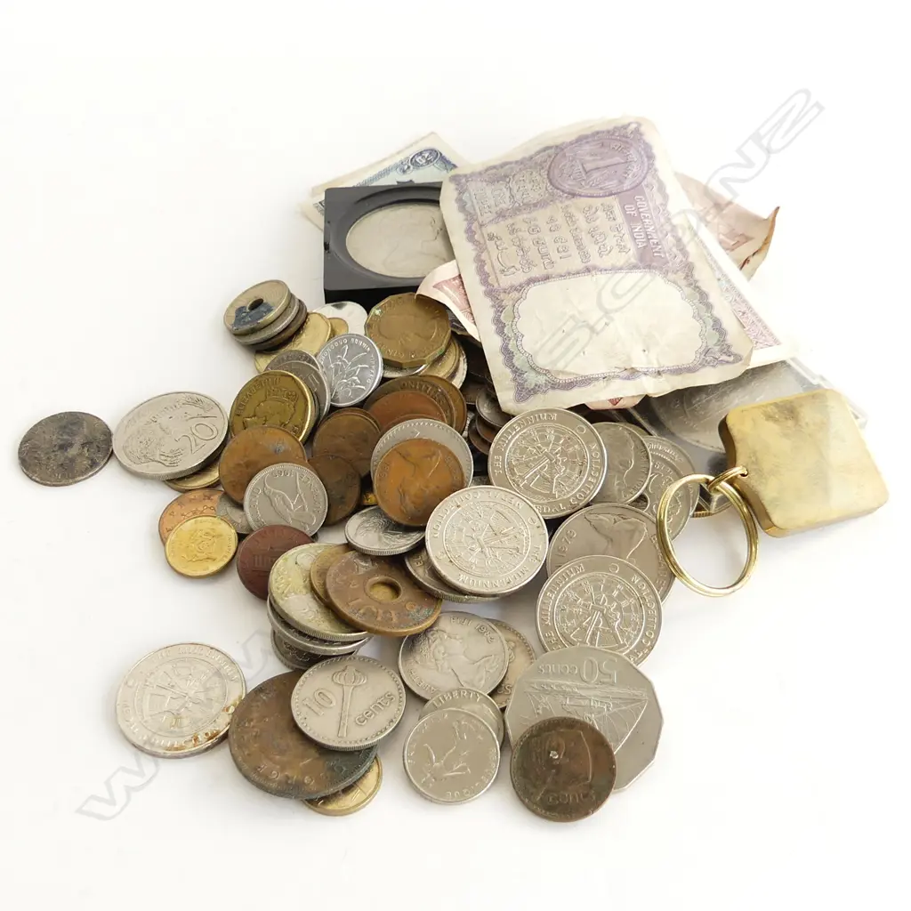 ASST. WORLD NOTES & COINS ETC Image 1++