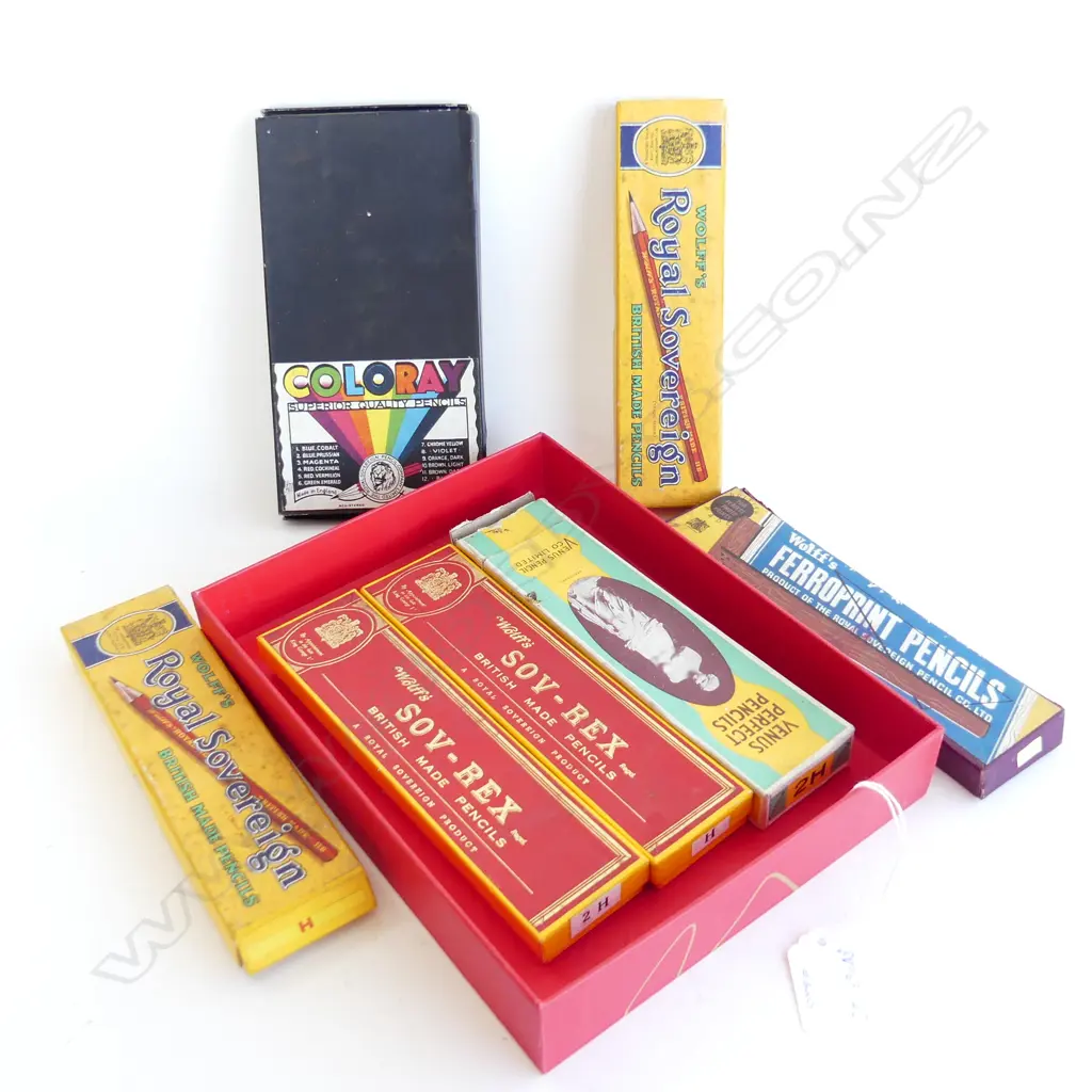 7 BOXES OF VINTAGE BOXED PENCILS L180 MM Image 1++