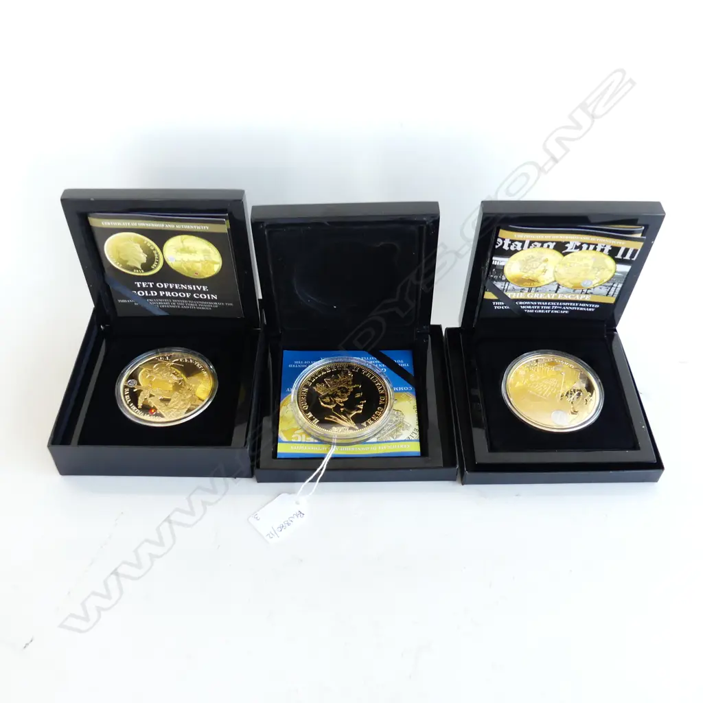 3 COMMEMORATIVE 24CT GOLD PLATED COINS; GREAT ESCAPE, CORAL SEA BATTLE, TET OFFENSIVE 70mm dia Image 1++