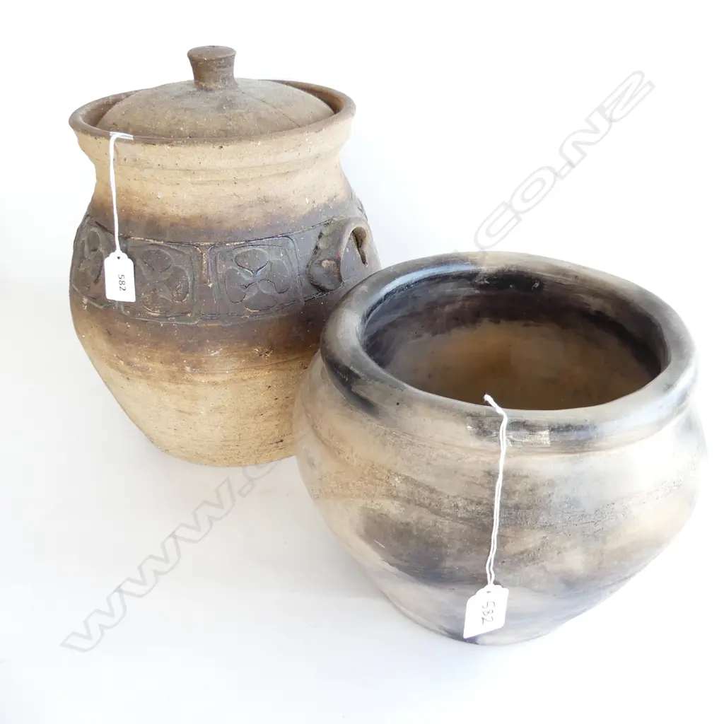 2 LG POTTERY POTS: 1 BY WARREN TIPPET (REPAIRED LID) H. 220mm & 300mm Image 1++