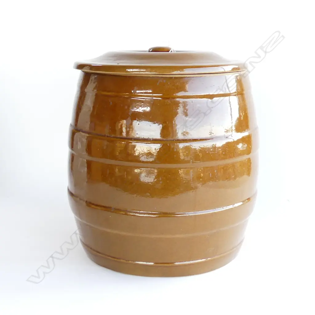 TALL STONEWARE LIDDED CROCK H320MM Image 1++