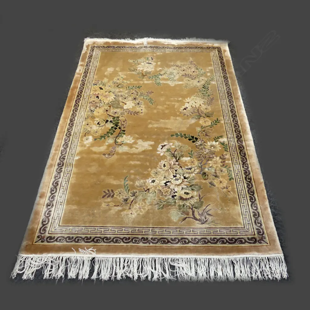 LG MACHINED SILK RUG 1900x1230mm Image 1++