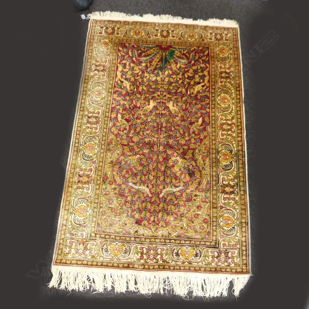 A FINELY HAND KNOTTED TURKISH RUG WITH SMALL STAIN 1670 X 1050 MM Image 1++