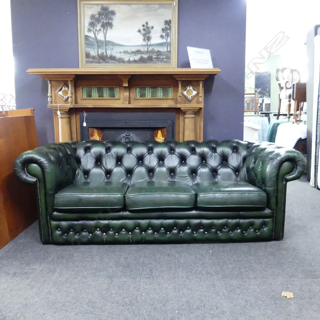 GREEN LEATHER CHESTERFIELD 2150x900x700mm Image 1++