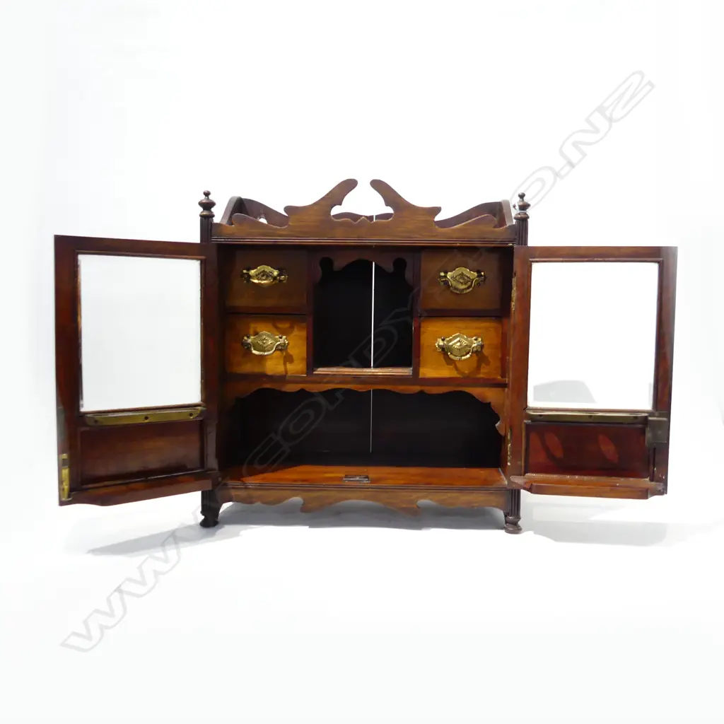 EDWARDIAN SMOKERS CABINET 425x190x450mm Image 1++