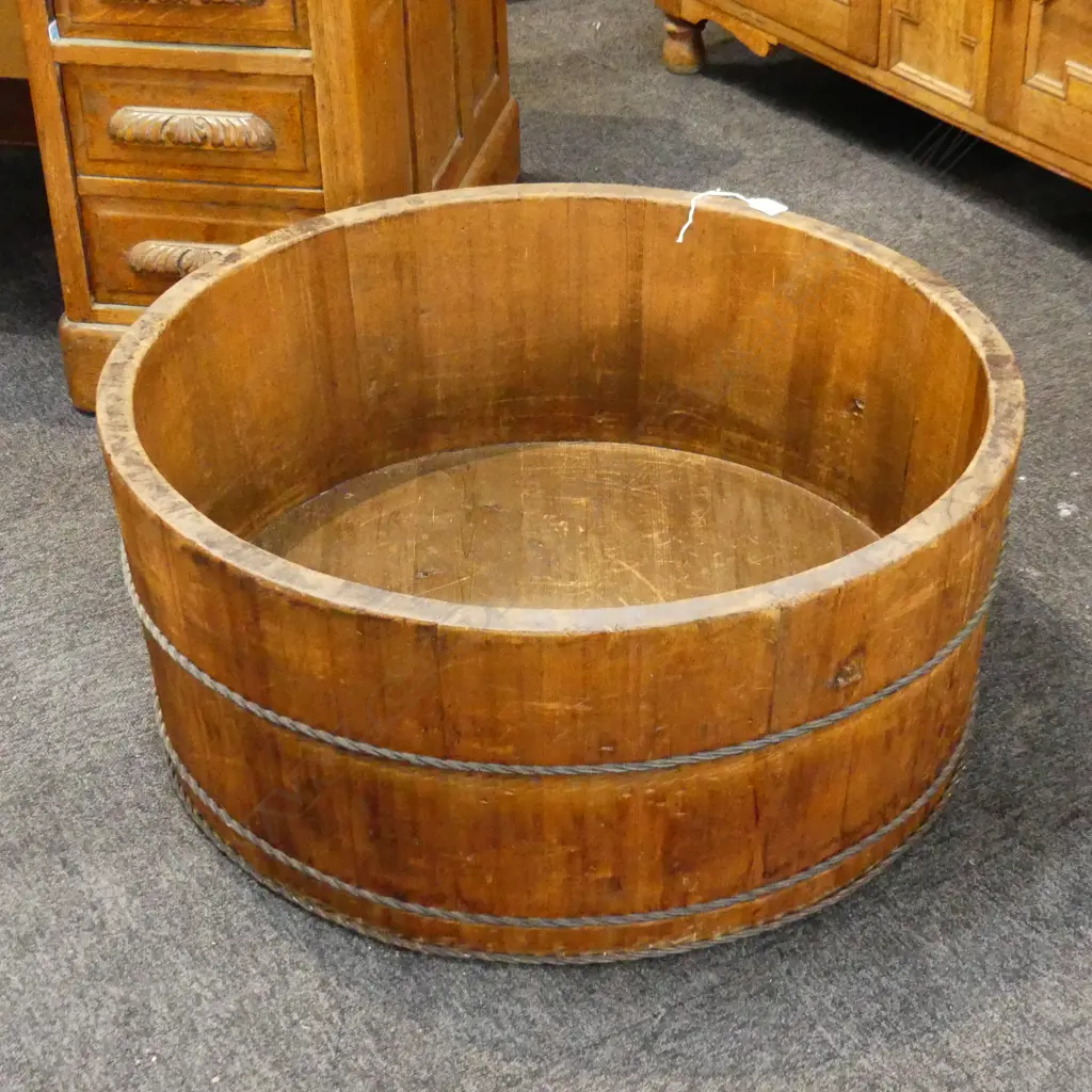 LGE OLD WIDE LOW WOODEN BARRELL Dia.760mm. H.330mm. Image 1++