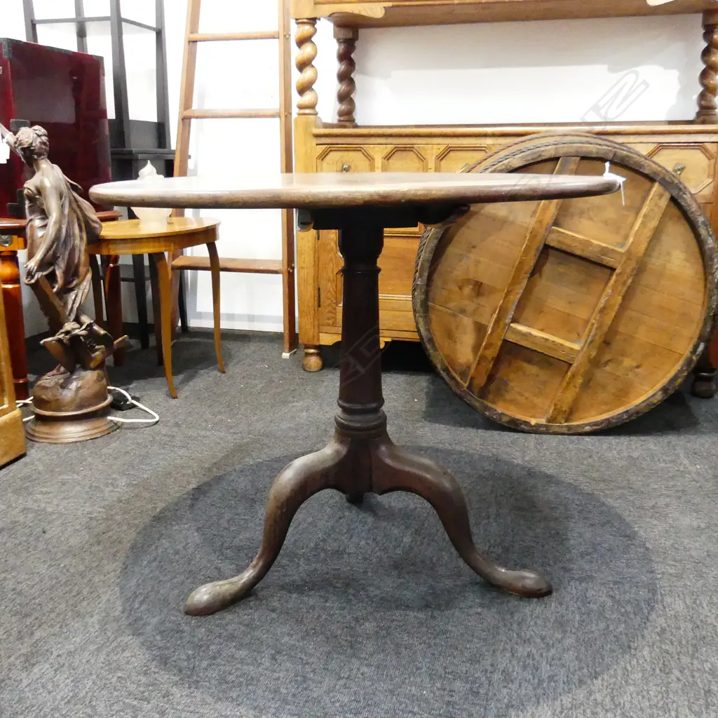 GEORGE III MAHOGANY TRIPOD SIDE TABLE H.670mm / 780mm dia Image 1++