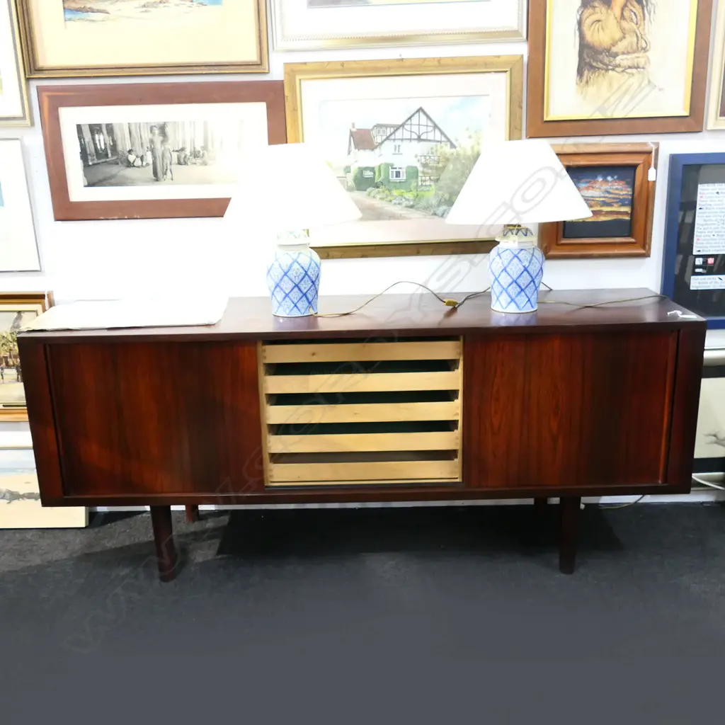 NIHK DANISH RETRO ROSEWOOD SIDEBOARD, 3 SLIDING DOORS & MULTIPLE DRAWERS TO CENTRE, 1830 x 470 x 765mm Image 1++