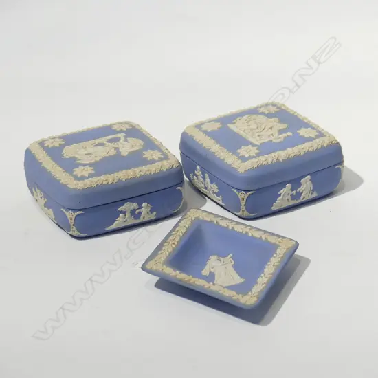 3 PCES WEDGWOOD JASPERWARE 