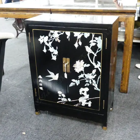 ORIENTAL CABINET; BLACK LACQUER w. MoP INLAY 590x290x765mm
