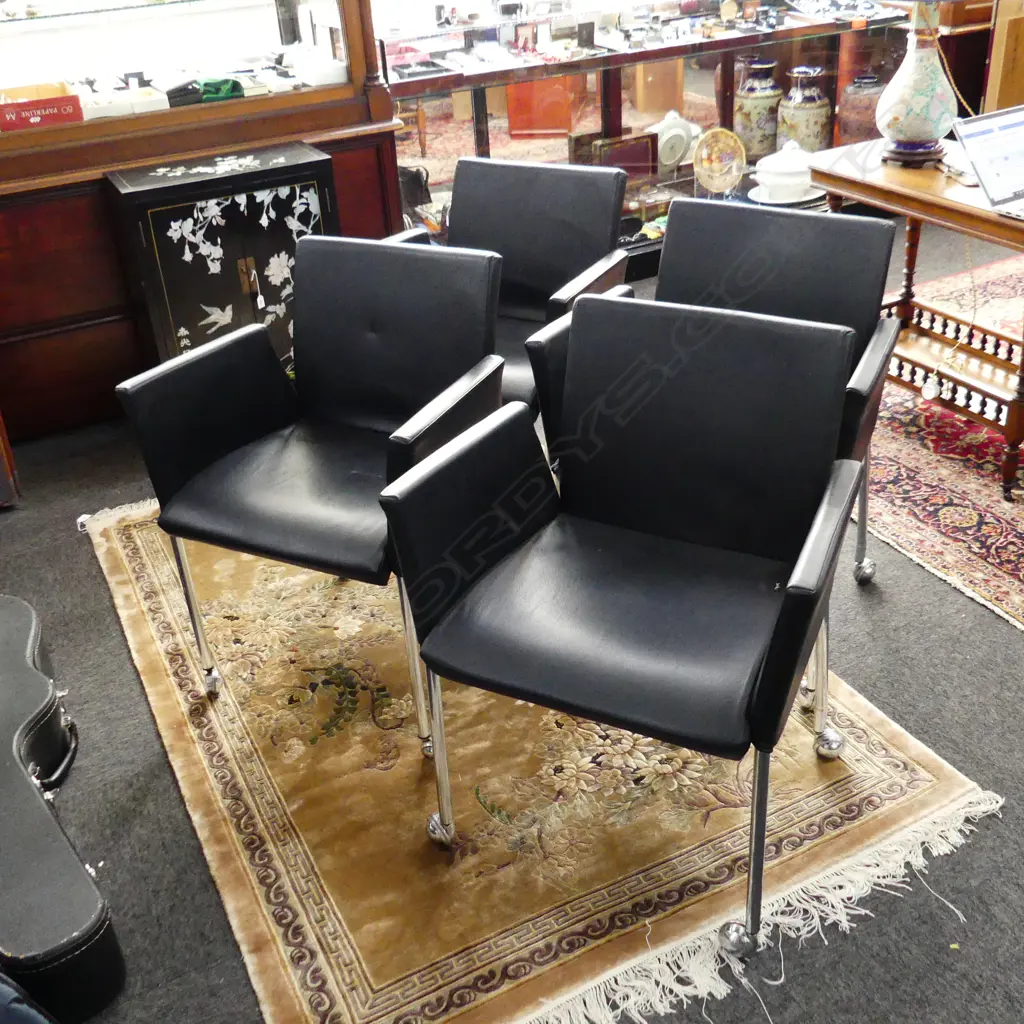 4 DESIGNER LEATHER OFFICE CHAIRS BY 'DAMBA' Image 1++