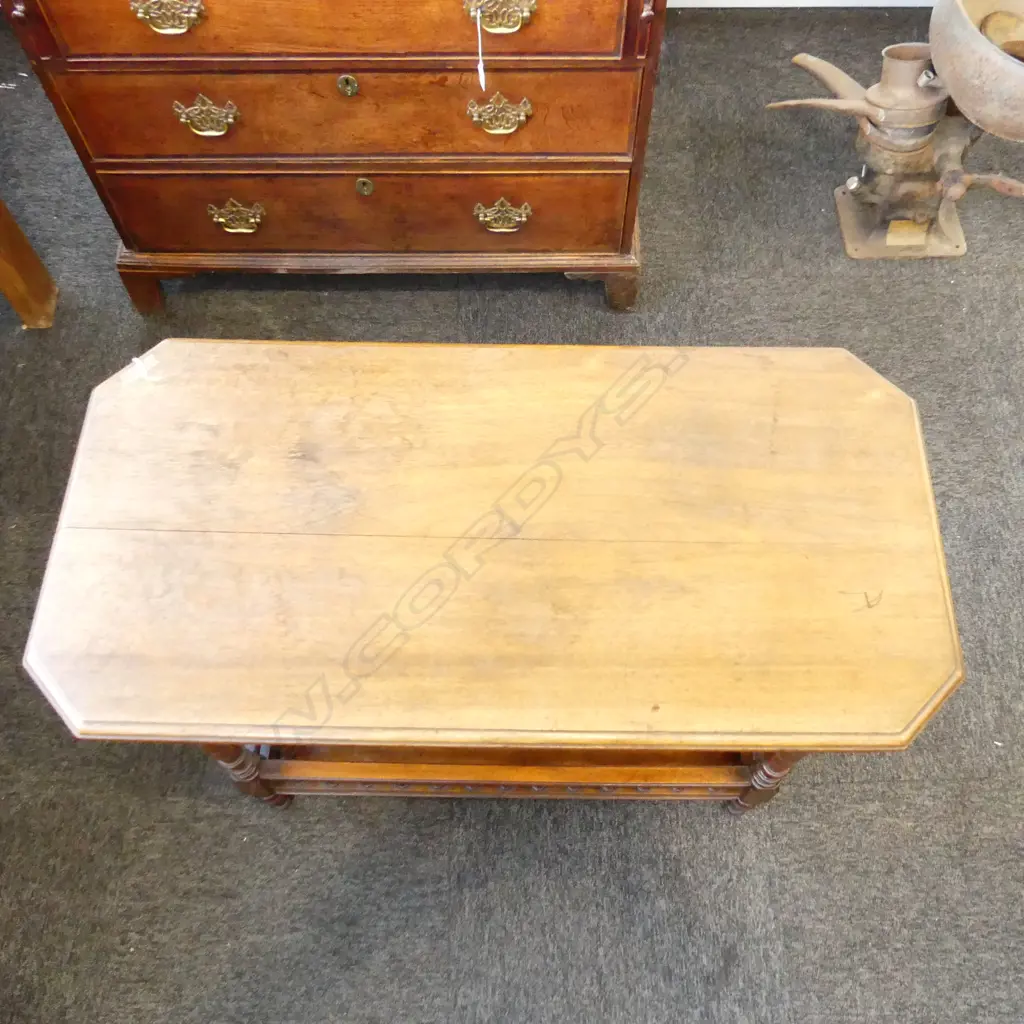 ANTIQUE EARLY 20thC MAHOGANY OCCASIONAL TABLE ON ORIG. CASTORS - J. M. HEYWOOD & Co. Ltd. CHRISTCHURCH 915x455x720mm Image 1++