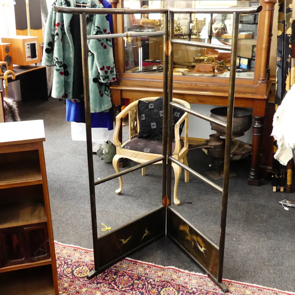 OLD JAPANESE ROOM CORNER CLOTHES HANGER 2 section black lacquer w gold specks H.1505mm Image 1++