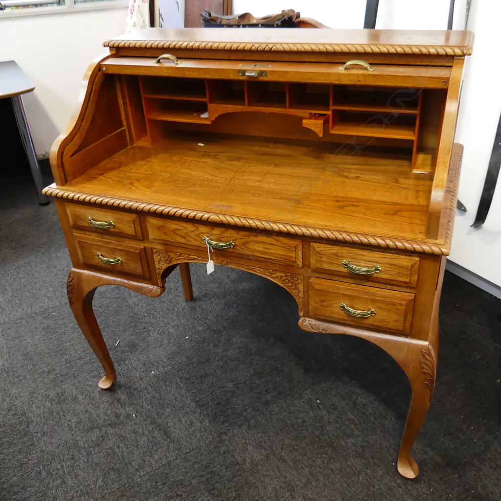 OAK ROLL TOP DESK 1060x610x1110mm Image 1++