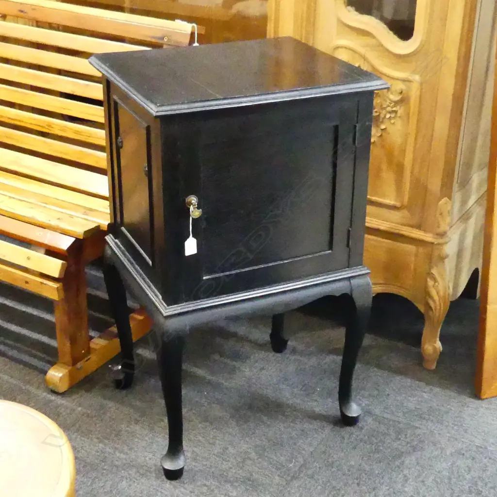 EBONISED OAK BEDSIDE CABINET 500x430x850mm Image 1++