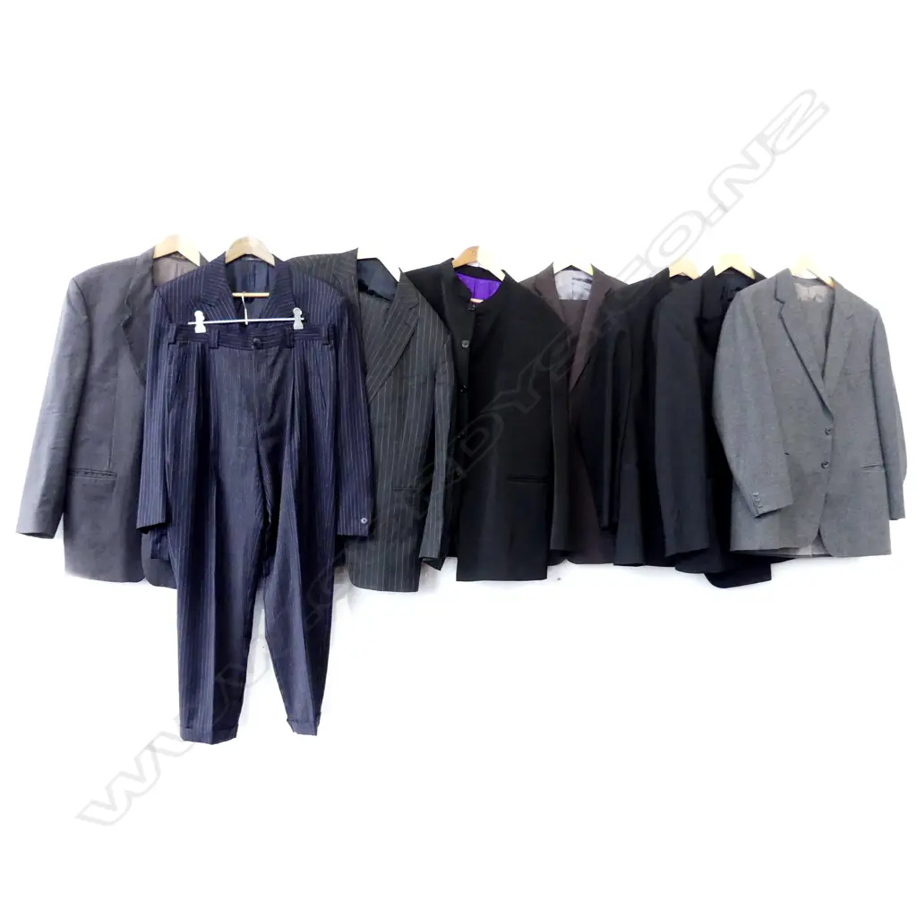 8 MENS SUITS INCL. ARMANI, VERSACE, HUGO BOSS, ETC  Image 1++