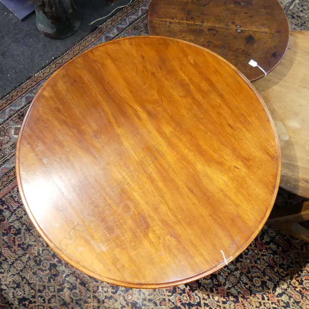 REGENCY MAHOGANY TILT TOP PEDESTAL DINING TABLE 1030mm dia H.750mm Image 1++