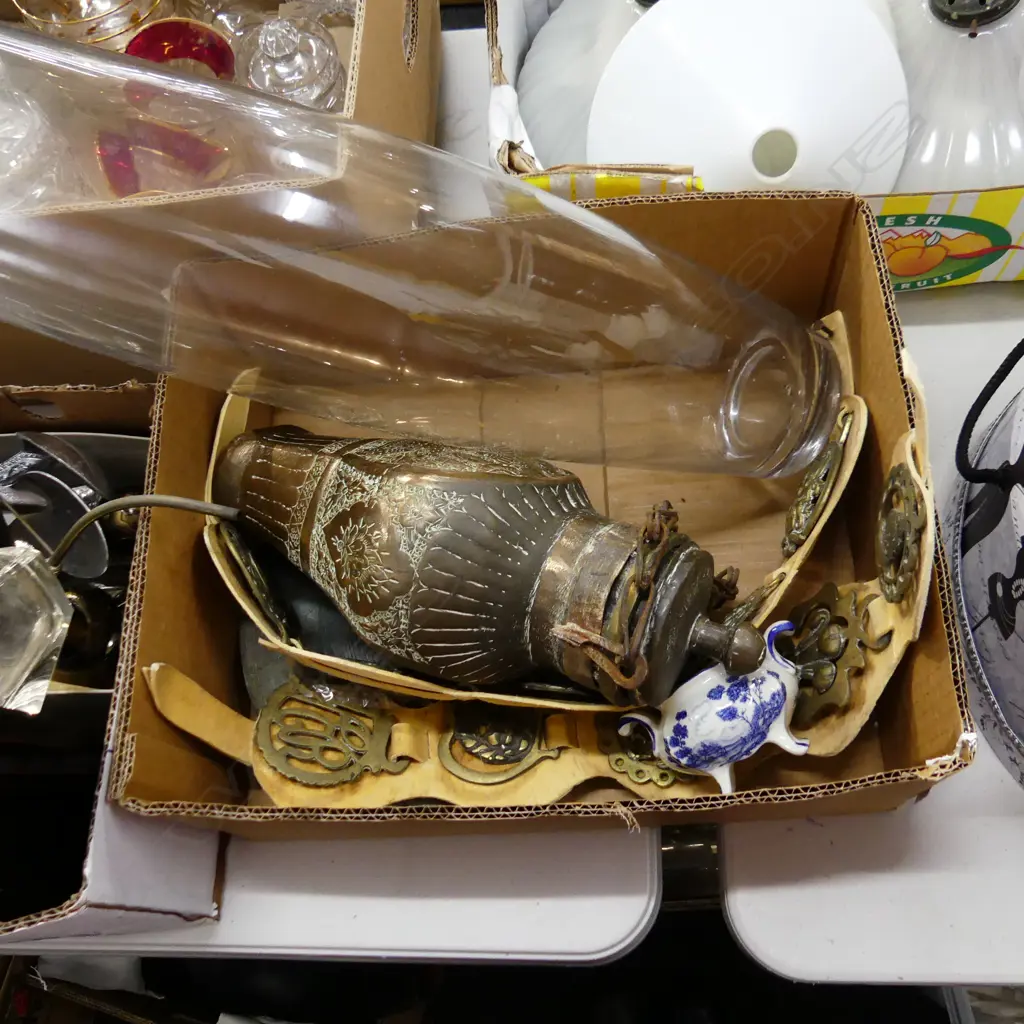 BOX MISC INCL BRASS PLATE & LG WATER VESSEL, HORSE BRASSES, TALL GLASS VASE ETC.. Image 1++