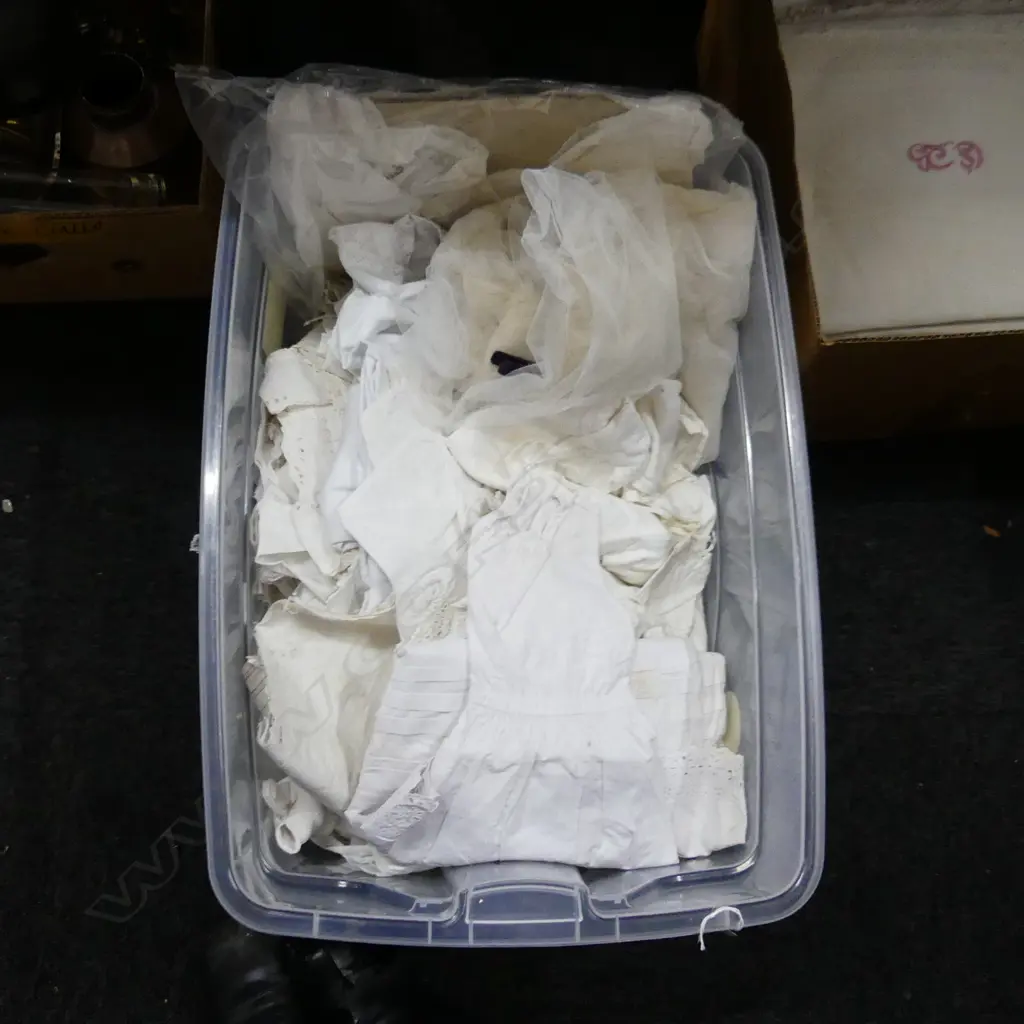 BOX ANTIQUE WHITE LINEN & LACE CLOTHING IE NIGHTGOWNS, CHRISTENING GOWNS ETC.. Image 1++